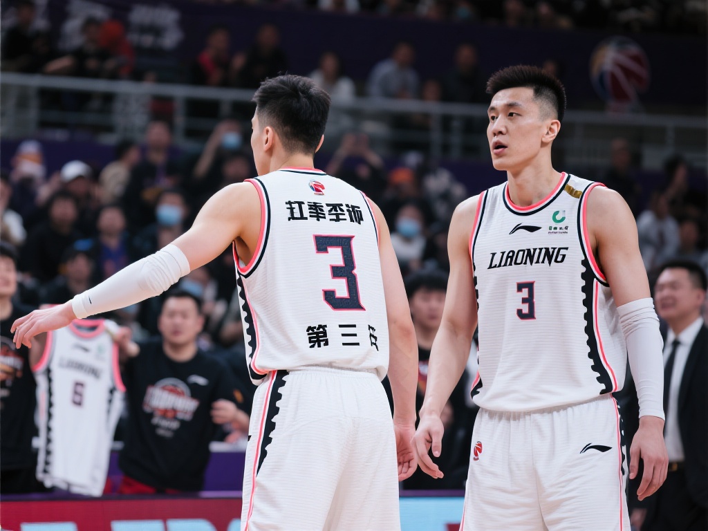 在激烈的篮球赛场上，球员们的身影总是吸引